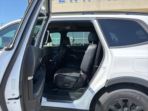 Used 2023 Kia Telluride SX Prestige X-Pro AWD/4WD image 16