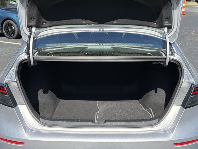 Used 2025 Honda Accord LX image 18