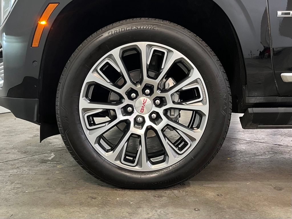 Certified 2026 GMC Yukon XL Denali w/ Sun & Power Step Package AWD/4WD image 18
