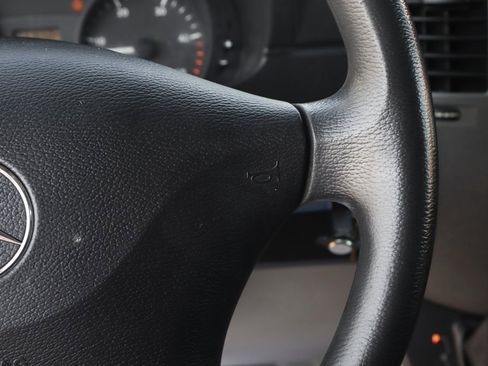 Used 2012 Mercedes-Benz Sprinter 3500 image 21