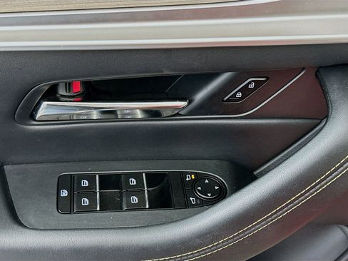 Certified 2024 MAZDA CX-90 Plug-In Hybrid w/ Preferred AWD/4WD image 18