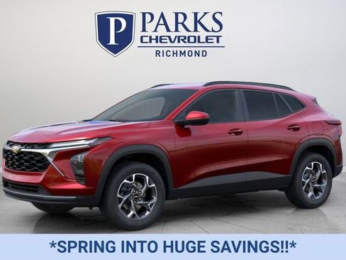 New 2026 Chevrolet Trax LT w/ Driver Confidence Package image 2