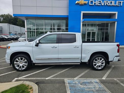 New 2026 Chevrolet Silverado 1500 High Country AWD/4WD image 2