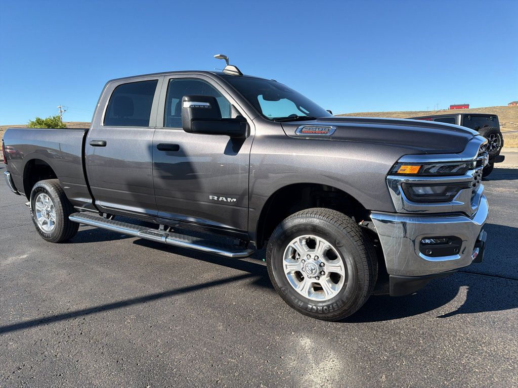 Certified 2025 RAM 2500 Big Horn AWD/4WD image 3