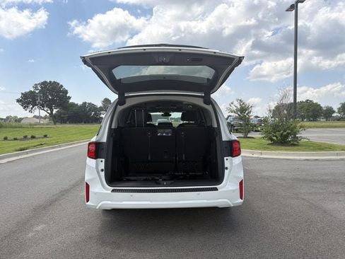 Used 2026 Honda Odyssey Elite image 21