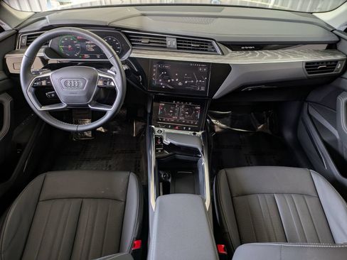 Used 2024 Audi Q8 e-tron Premium Plus w/ Premium Plus Package AWD/4WD image 7