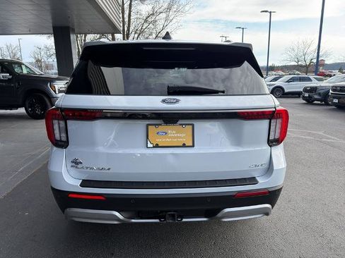 Certified 2025 Ford Explorer Platinum w/ LUX Leather Package AWD/4WD image 13