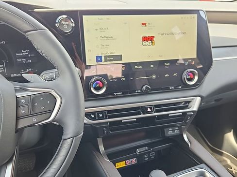 New 2026 Lexus RX 350 AWD/4WD image 15