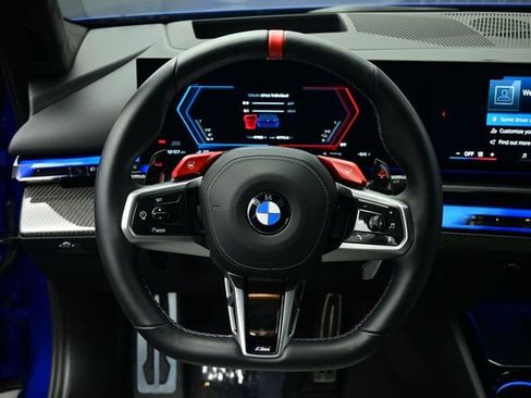 Used 2025 BMW M5 w/ Carbon Package image 34