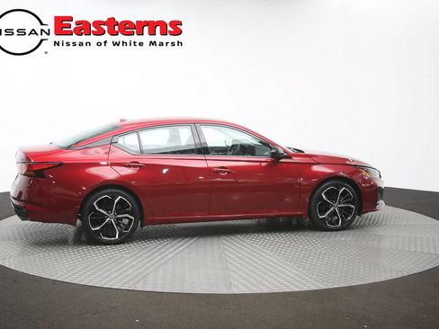 Used 2024 Nissan Altima 2.5 SR w/ SR Premium Package FWD image 43