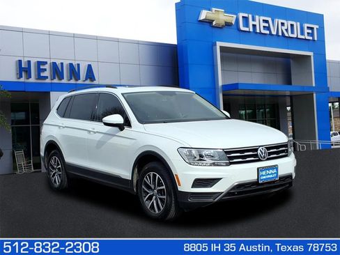 Used 2020 Volkswagen Tiguan SE w/ Panoramic Sunroof Package image 1