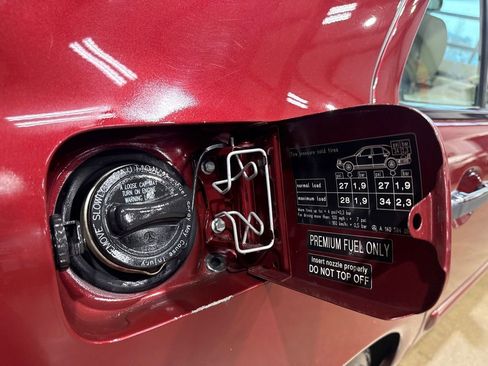 Used 1999 Mercedes-Benz E 320 Sedan image 68