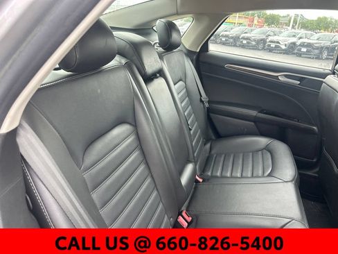 Used 2016 Ford Fusion SE w/ Equipment Group 202A FWD image 8