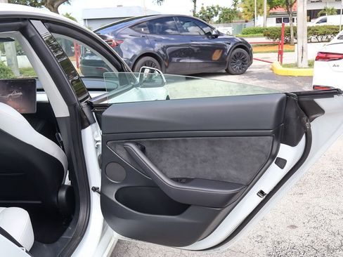 Used 2023 Tesla Model 3 Standard Range RWD image 26