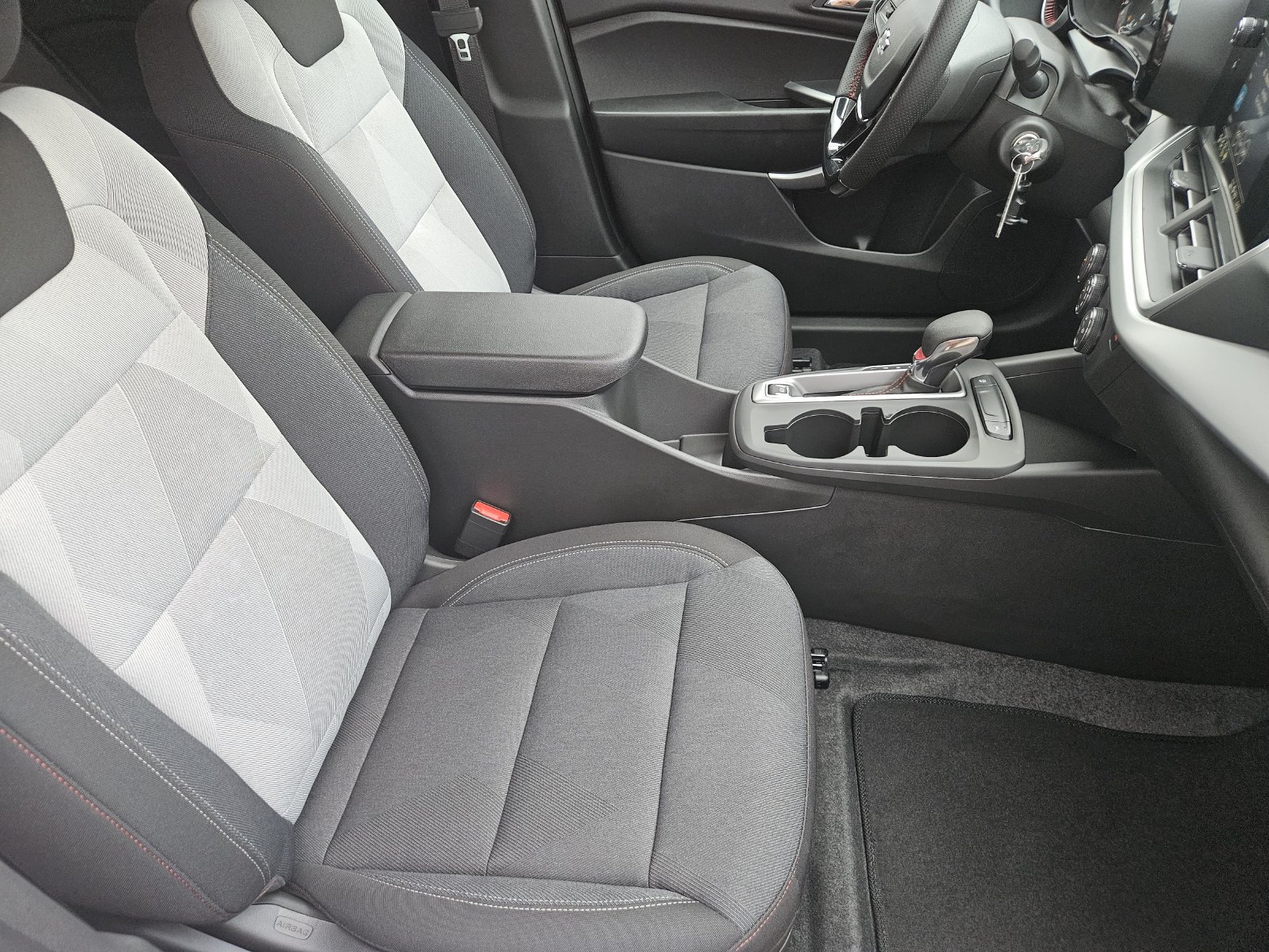 New 2026 Chevrolet Trax RS w/ Driver Confidence Package FWD image 16