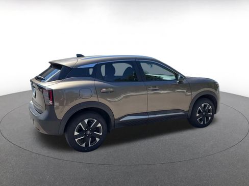 Used 2026 Nissan Kicks SV w/ Cold Weather Package AWD/4WD image 11