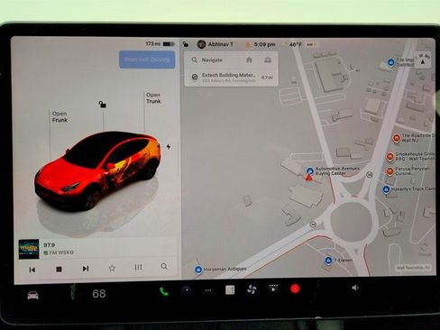 Used 2025 Tesla Model Y Long Range image 22