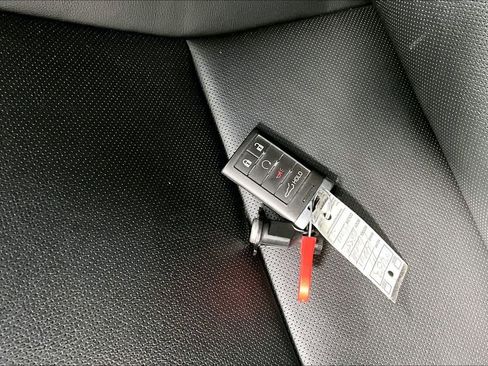 Used 2017 Chevrolet Corvette Stingray Coupe w/ 1LT image 8