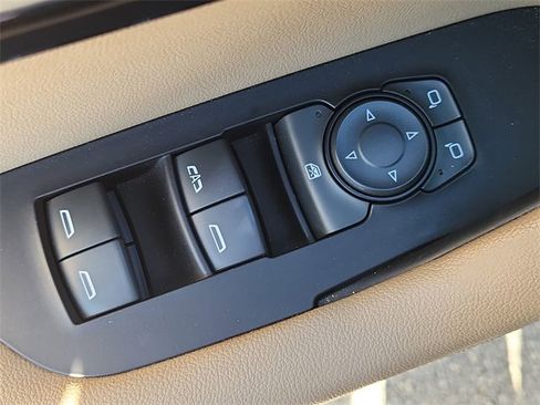 Used 2019 Chevrolet Blazer Premier w/ Sun and Wheels Package image 24