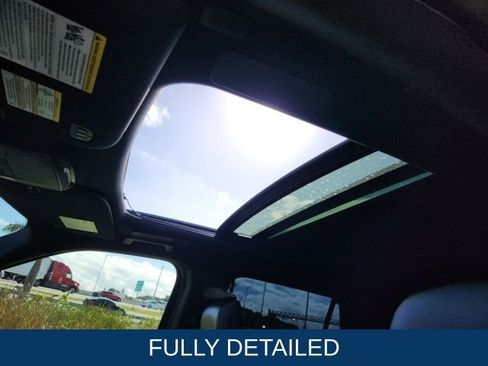 Used 2022 Ford Expedition Platinum image 6