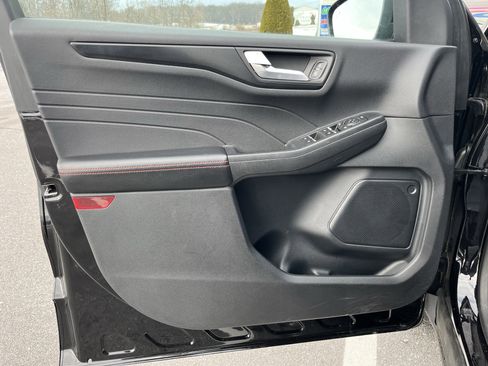 Used 2021 Ford Escape SEL w/ SEL Stealth AWD Package image 19