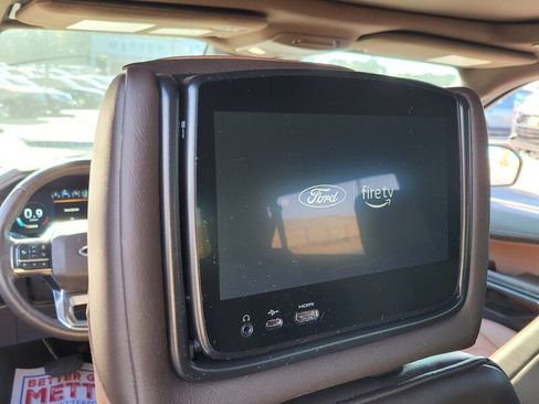 Used 2023 Ford Expedition Max King Ranch image 8