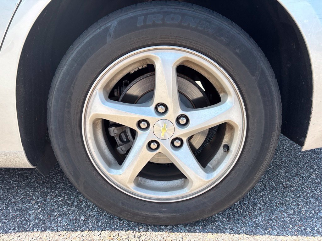 Used 2018 Chevrolet Malibu LS FWD image 15