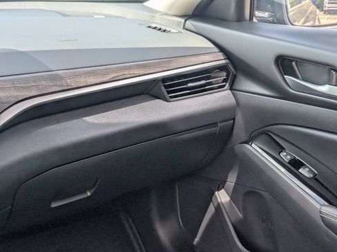 Used 2025 Nissan Altima 2.5 SL FWD image 16