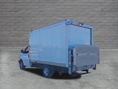 Used 2023 Chevrolet Express 3500 RWD image 8