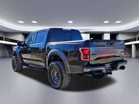 Used 2018 Ford F150 Raptor w/ Equipment Group 802A Luxury image 4