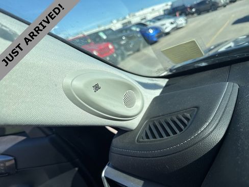 Used 2021 Toyota Highlander Platinum image 15