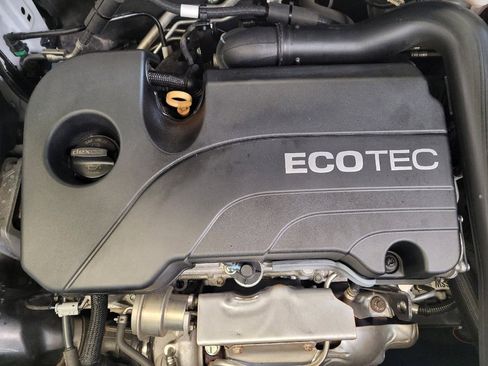 Used 2020 Chevrolet Equinox LT FWD image 30