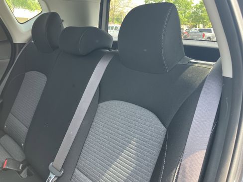 Used 2021 Kia Soul S FWD image 13