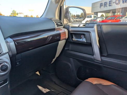 Used 2021 Toyota 4Runner Limited image 30