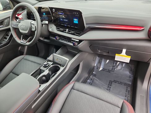 New 2026 Chevrolet Equinox RS w/ Convenience Package III AWD/4WD image 13