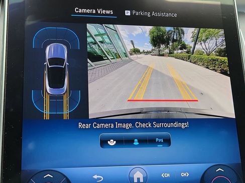 Used 2024 Mercedes-Benz CLE 450 4MATIC Cabriolet image 19