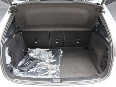 Certified 2025 Mercedes-Benz GLA 250 image 25