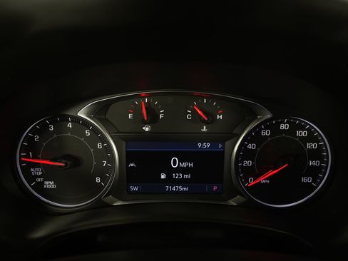 Used 2020 GMC Terrain SLT w/ Preferred Package FWD image 17