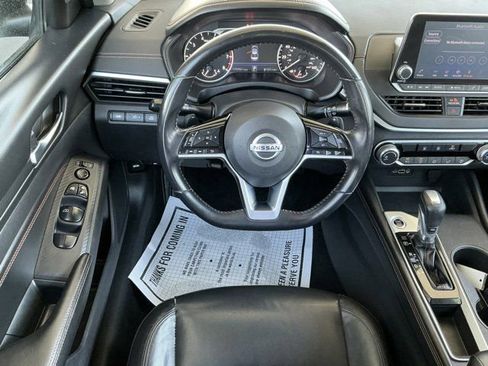 Used 2020 Nissan Altima 2.5 SR FWD image 12