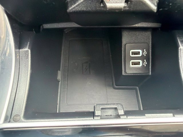 Used 2020 Ford Edge Titanium AWD/4WD image 28