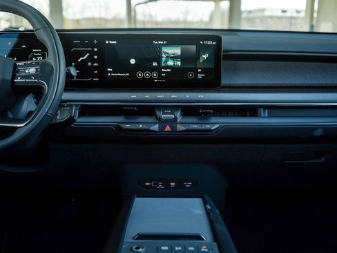 New 2026 Kia EV9 Land AWD/4WD image 18