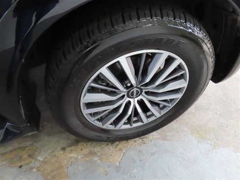 Used 2023 Nissan Armada SL w/ Cargo Package image 9