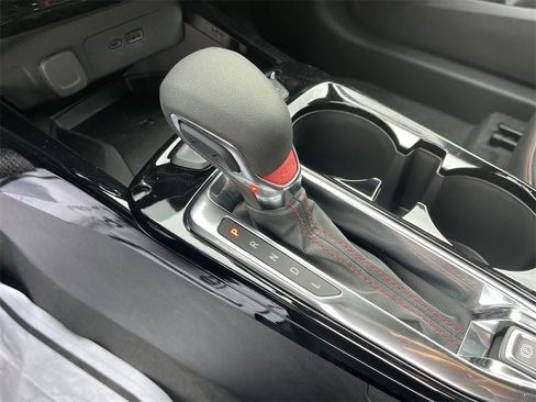 New 2026 Chevrolet Trax RS w/ Sunroof Package image 19