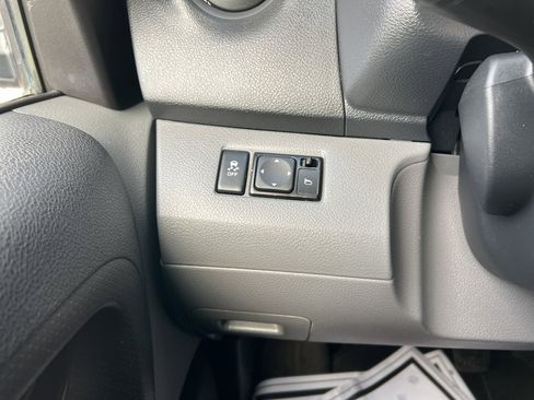 Used 2019 Nissan NV200 SV w/ Navigation Package image 21