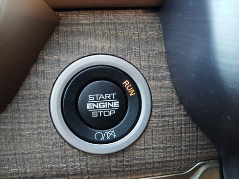 Used 2024 RAM 3500 Limited w/ Towing Technology Group image 28