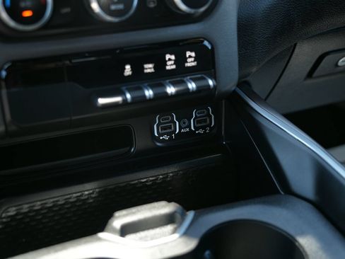 Used 2022 RAM 1500 Big Horn AWD/4WD image 18