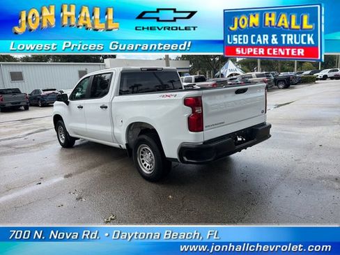Used 2022 Chevrolet Silverado 1500 W/T w/ WT Convenience Package AWD/4WD image 9