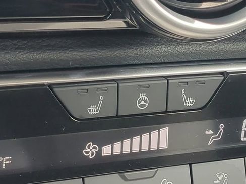 Used 2025 Nissan Sentra SV image 22