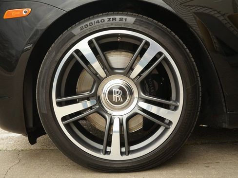 Used 2013 Rolls-Royce Ghost image 31