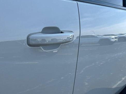 New 2026 GMC Sierra 2500 AT4 AWD/4WD image 15